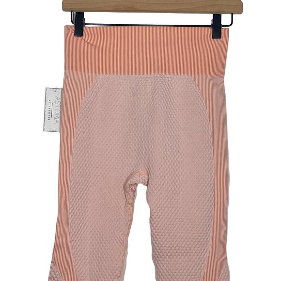 NEW Astoria Activewear Momentum Leggings Peaches & Cream Women’s Size Large - Picture 5 of 9